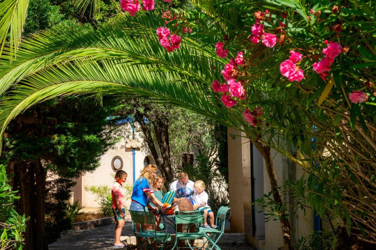 Résidence Goélia Les Jardins d'Azur Saint-Raphaël Esterno foto