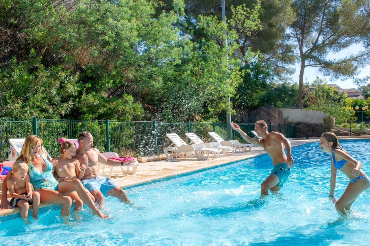 Résidence Goélia Les Jardins d'Azur Saint-Raphaël Esterno foto