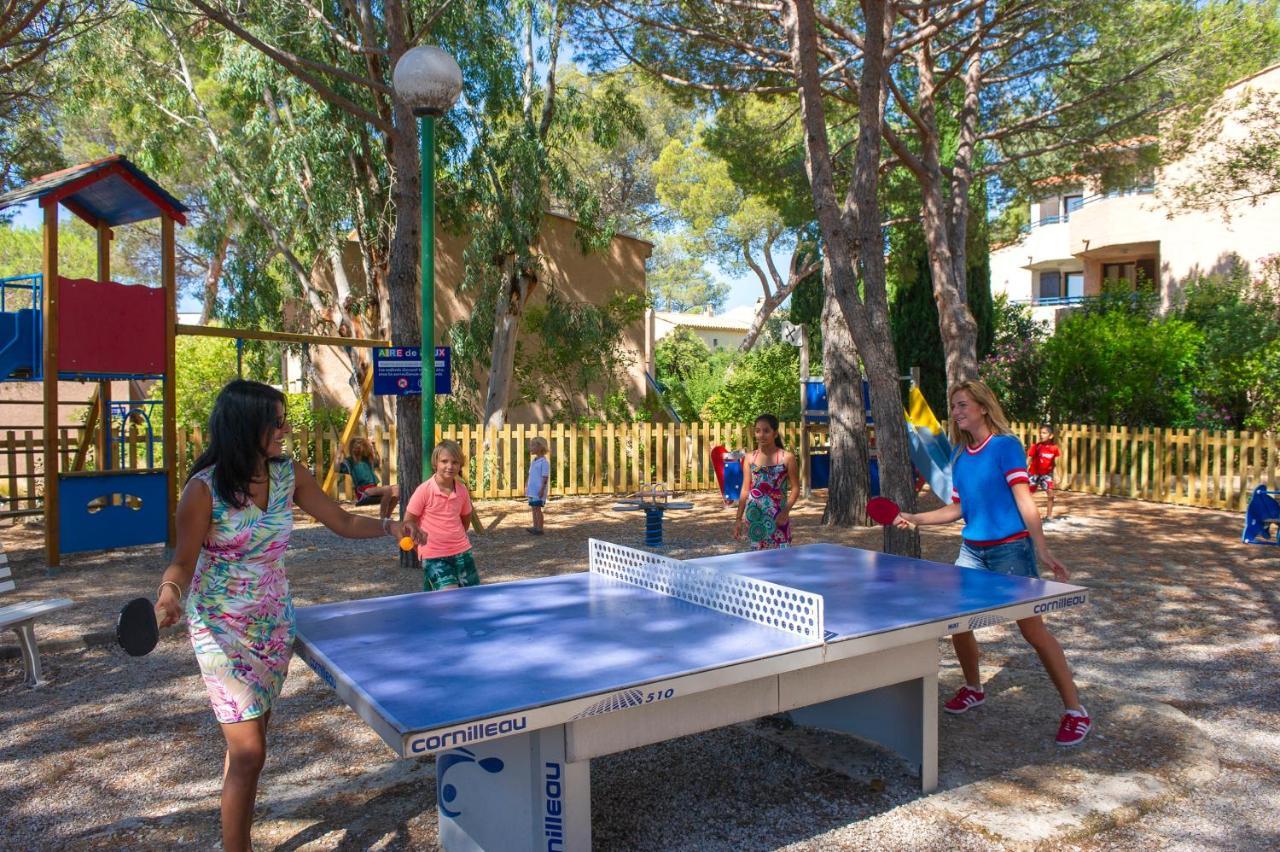 Résidence Goélia Les Jardins d'Azur Saint-Raphaël Esterno foto